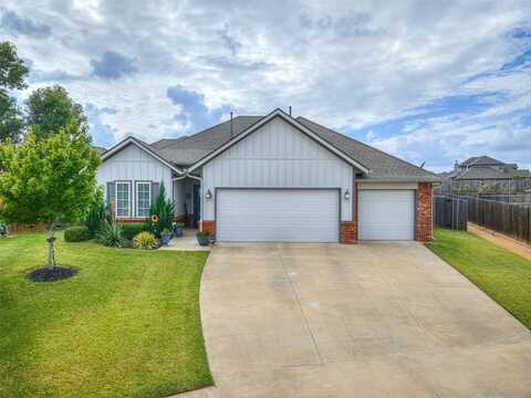 8901 Brian Lane, Yukon, OK 73099