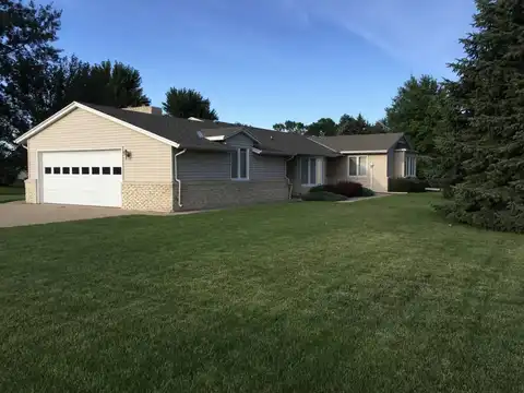 718 West Hynes Avenue, Oneill, NE 68763