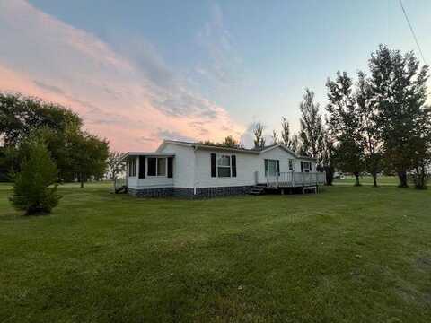 607 4th Avenue, Edmore, ND 58330