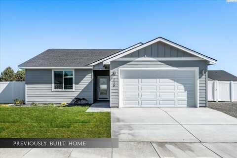 215 E 26th Avenuue, Kennewick, WA 99337