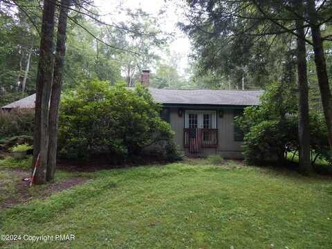 136 Split Rock Lane, Pocono Pines, PA 18350