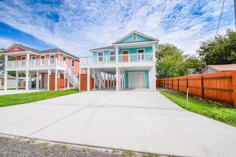 418 E Bay St., ROCKPORT, TX 78382