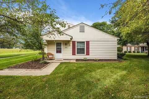 2921 ROCKFORD Court, Lake Orion, MI 48360