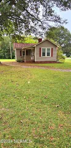 301 E Battleboro Avenue, Battleboro, NC 27809