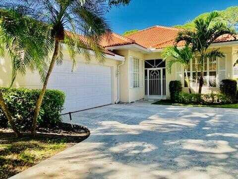 104 Lost Bridge Drive, Palm Beach Gardens, FL 33410