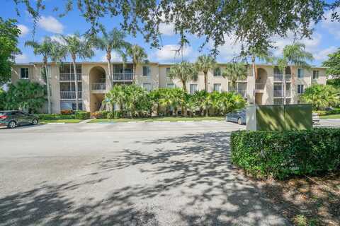 13771 Oneida Drive, Delray Beach, FL 33446