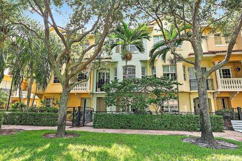 2410 San Pietro Circle, Palm Beach Gardens, FL 33410