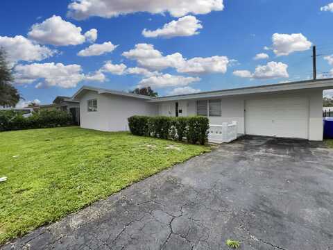 8660 NW 16th Street, Pembroke Pines, FL 33024