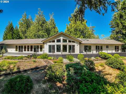 300 COUNCIL HILL RD, Lakeside, OR 97449