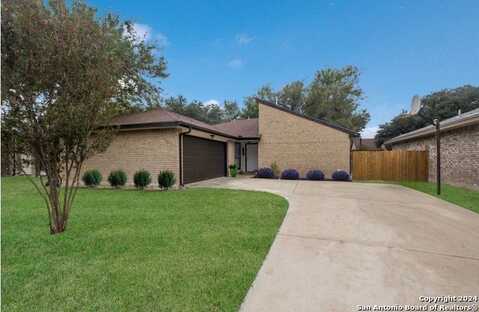 6339 FOREST VLG, San Antonio, TX 78250