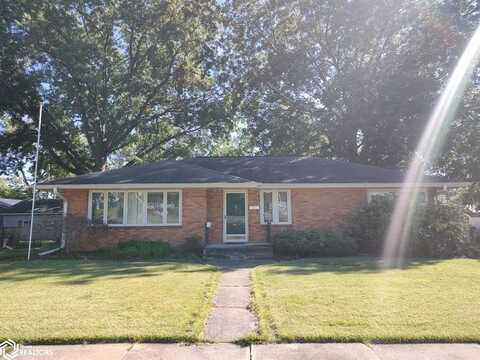 1210 Avenue C, Fort Madison, IA 52627