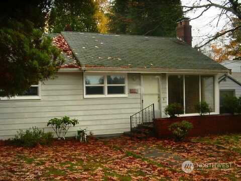 Corliss, SEATTLE, WA 98133