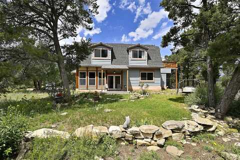 275 County Road B44A, Pecos, NM 87552