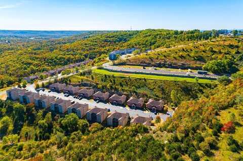 Vineyards Parkway, Unit 3-4, Branson, MO 65616