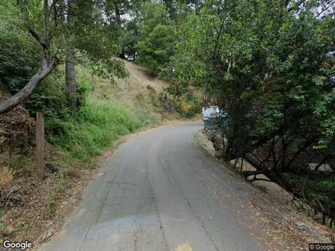 Girvin Dr, Oakland, CA 94611