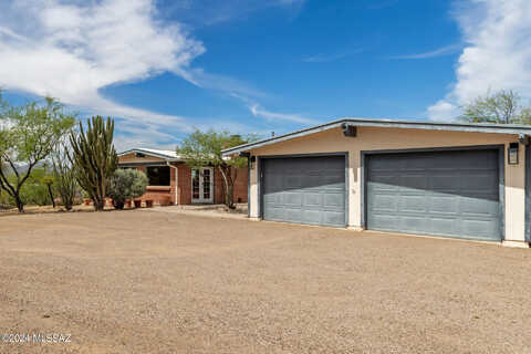 Calle Tiburon, TUCSON, AZ 85704