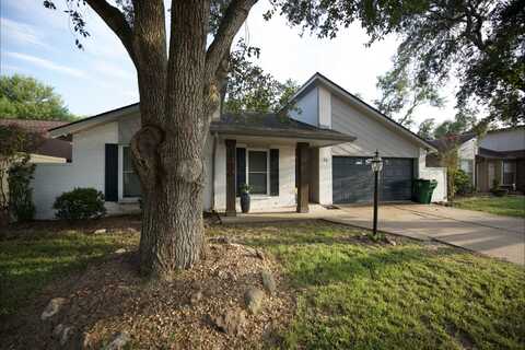 Sarita, ANGLETON, TX 77515