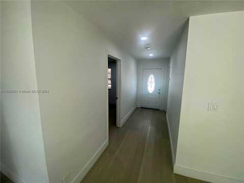 19Th, FORT LAUDERDALE, FL 33311
