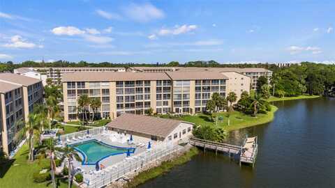 Lake Bayshore, BRADENTON, FL 34205