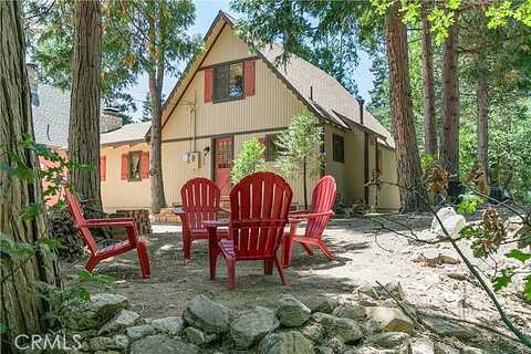 Little Bear, BLUE JAY, CA 92317