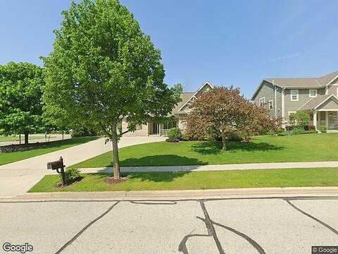 Highlandview, WEST BEND, WI 53095