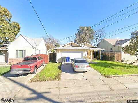 35Th, SACRAMENTO, CA 95817