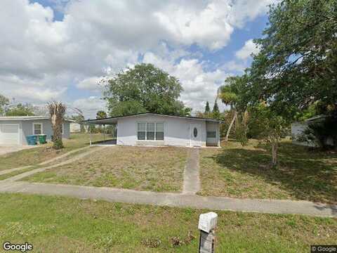 Gladis, PORT CHARLOTTE, FL 33952