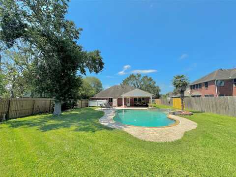 Cedar Gully, FRIENDSWOOD, TX 77546