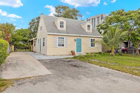 37Th, RIVIERA BEACH, FL 33404