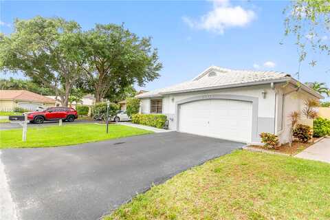 Swinden, DAVIE, FL 33331