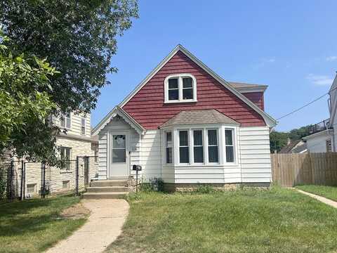 52Nd, MILWAUKEE, WI 53216