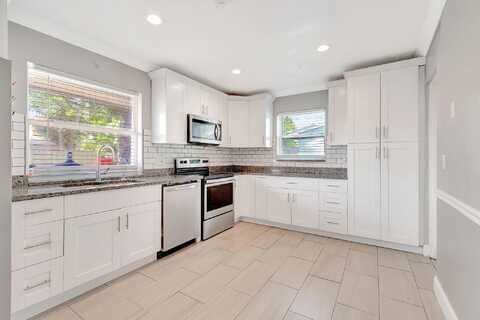 12Th, DELRAY BEACH, FL 33445