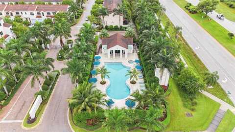 209Th, PEMBROKE PINES, FL 33029