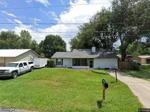 Almond Drive, OCALA, FL 34472