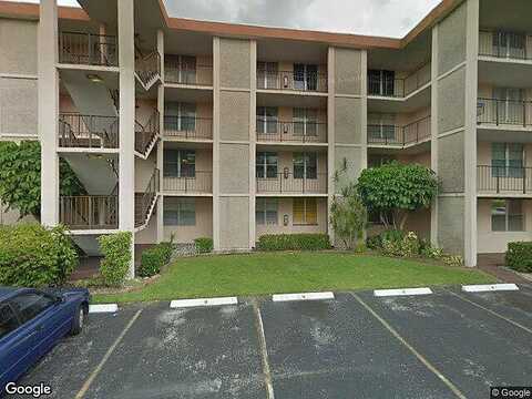 49Th, LAUDERDALE LAKES, FL 33313