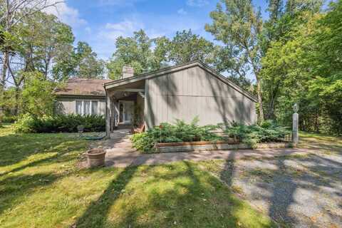 Robb Farm, SAINT PAUL, MN 55127