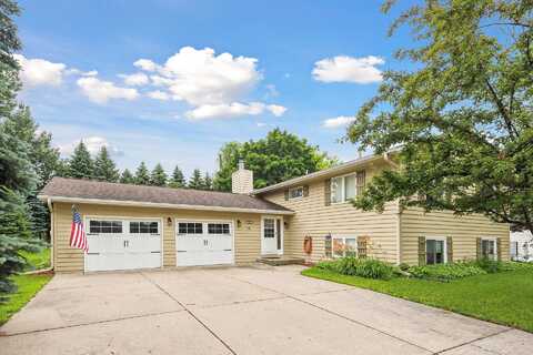 Woodlawn, WACONIA, MN 55387