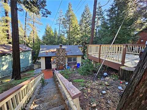 Woodland, CRESTLINE, CA 92325