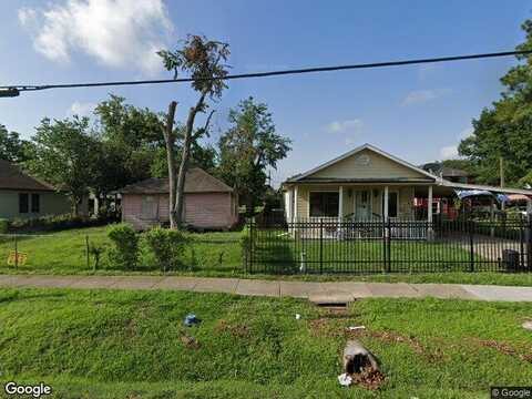 Luzon, HOUSTON, TX 77009