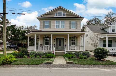 White, FERNANDINA BEACH, FL 32034