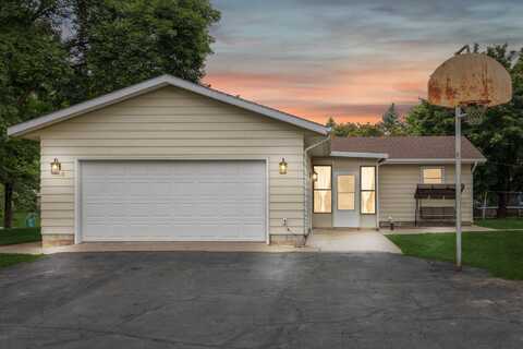 Brookwood, SAUK RAPIDS, MN 56379