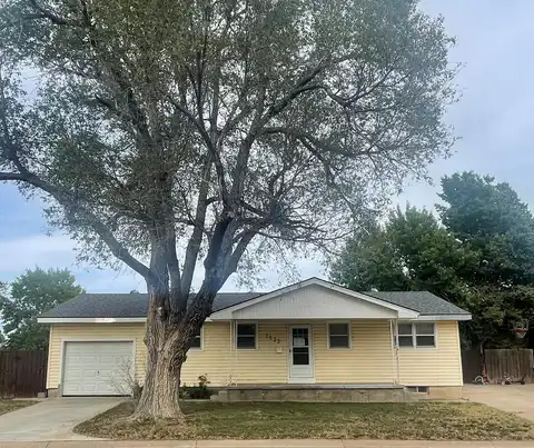 1533 Sunset Avenue, Liberal, KS 67901