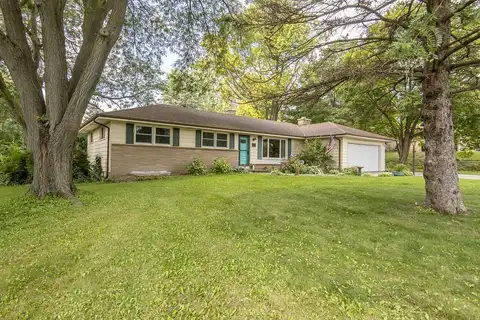 Westbrooke, WAUKESHA, WI 53186