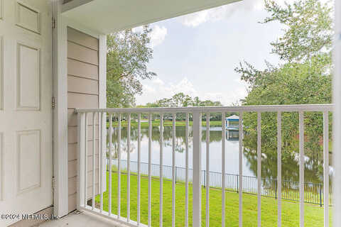 White Falls, JACKSONVILLE, FL 32256