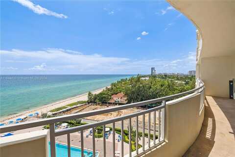 Ocean, HALLANDALE BEACH, FL 33009