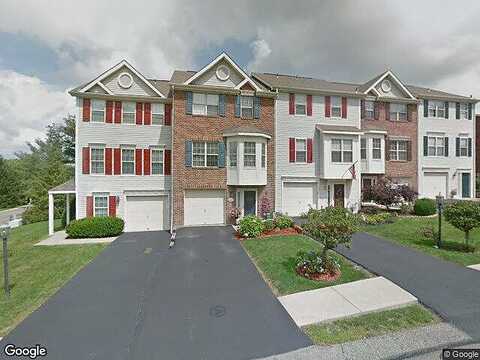 Hillvue, SEVEN FIELDS, PA 16046