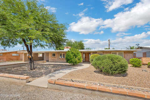 9Th, TUCSON, AZ 85711