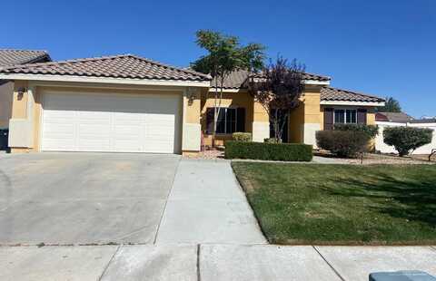 1012 Canyon Drive W, Tehachapi, CA 93561