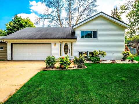 Marice, SAINT PAUL, MN 55121