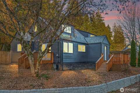 Deville, BREMERTON, WA 98312